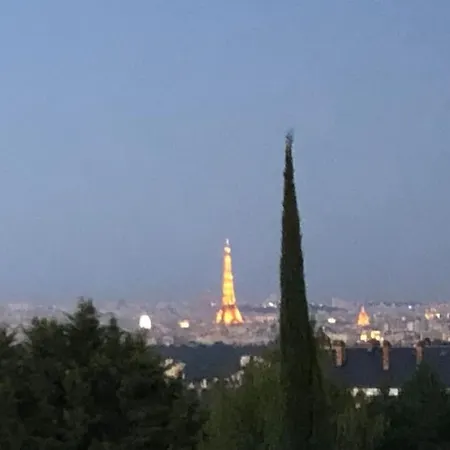 Lux 15 Minut Eiffel Tower Garches